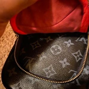Louis Vuitton Fanny pack